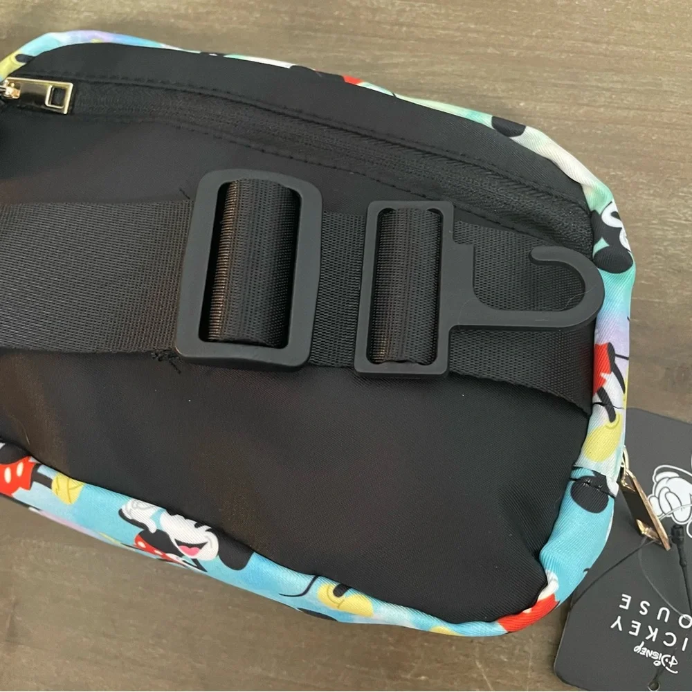 SOLD Disney Mickey Belt Bag/Fanny Pack - Picture 9 of 9